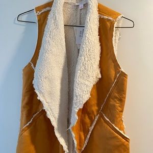 Lularoe “Marlow” vest